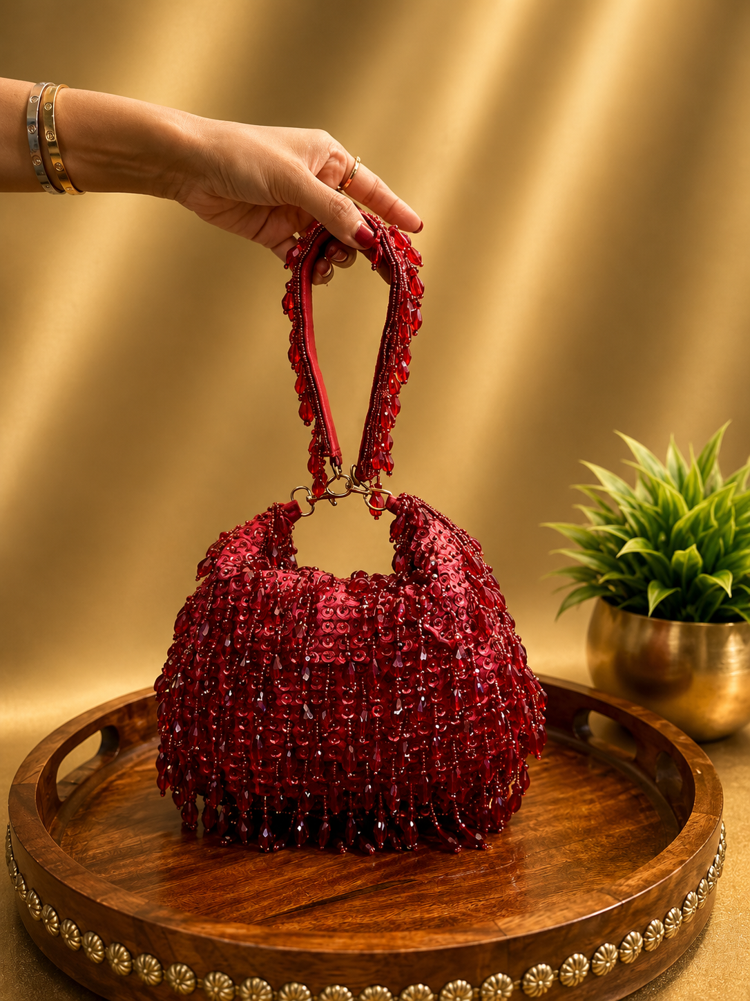 Red moon Party edit - The Luxe’ Collection