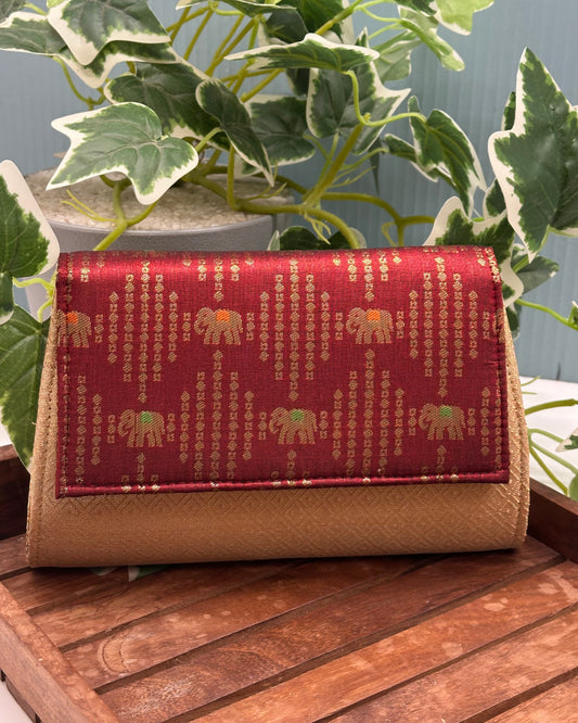 MAROON ELEPHANT BASIC CLUTCH