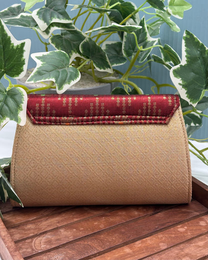 MAROON ELEPHANT BASIC CLUTCH