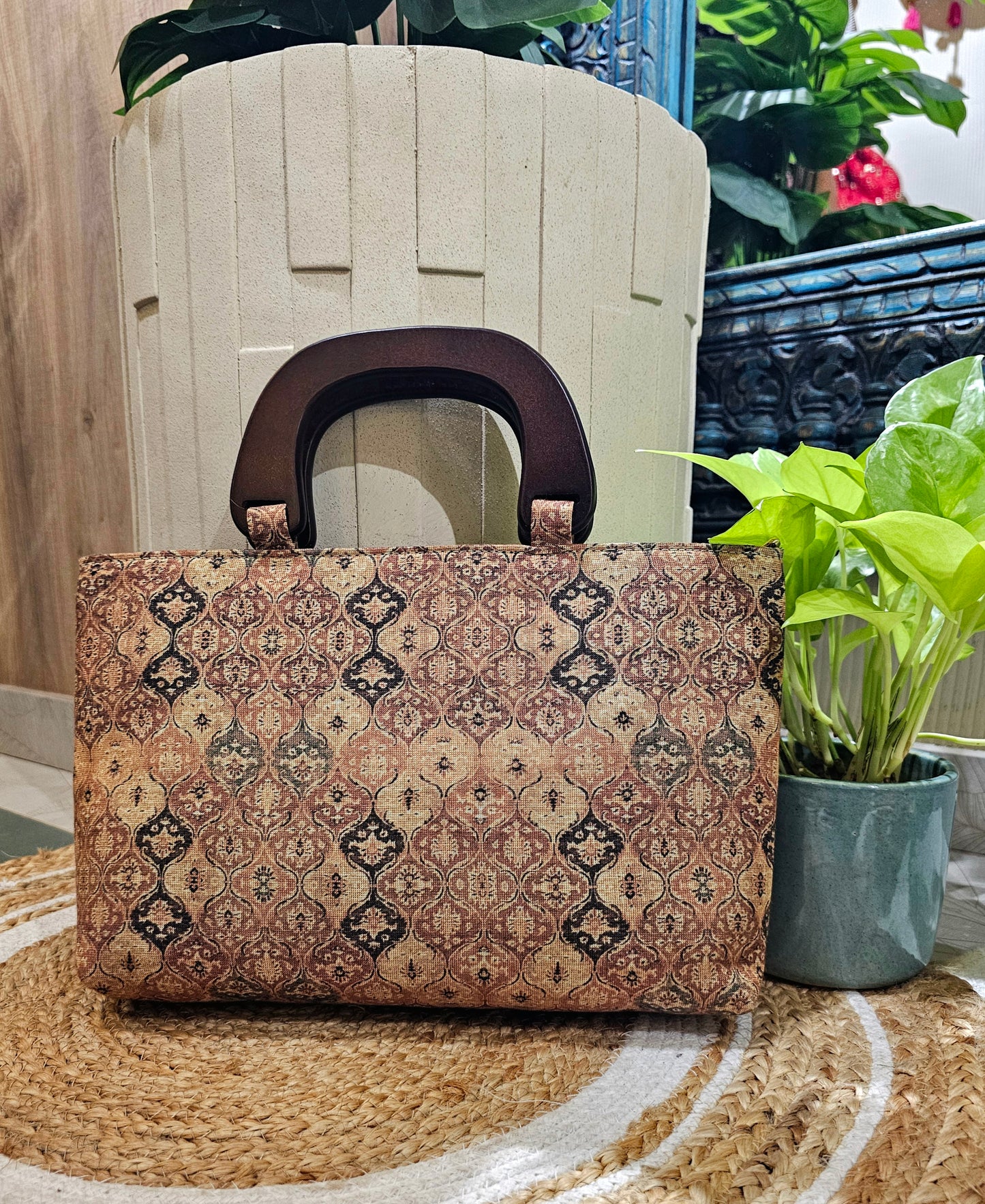 Jute Wooden Handle Bag