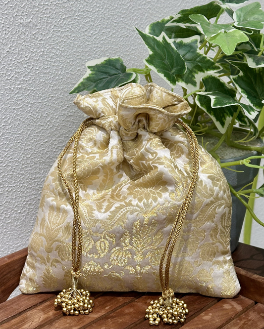 Beige Banarasi Potli